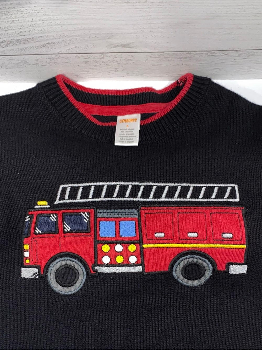 Gymboree Boys ‘Fire Chief’ Black Fire Truck Sweater Size 6 - Picture 4 of 11